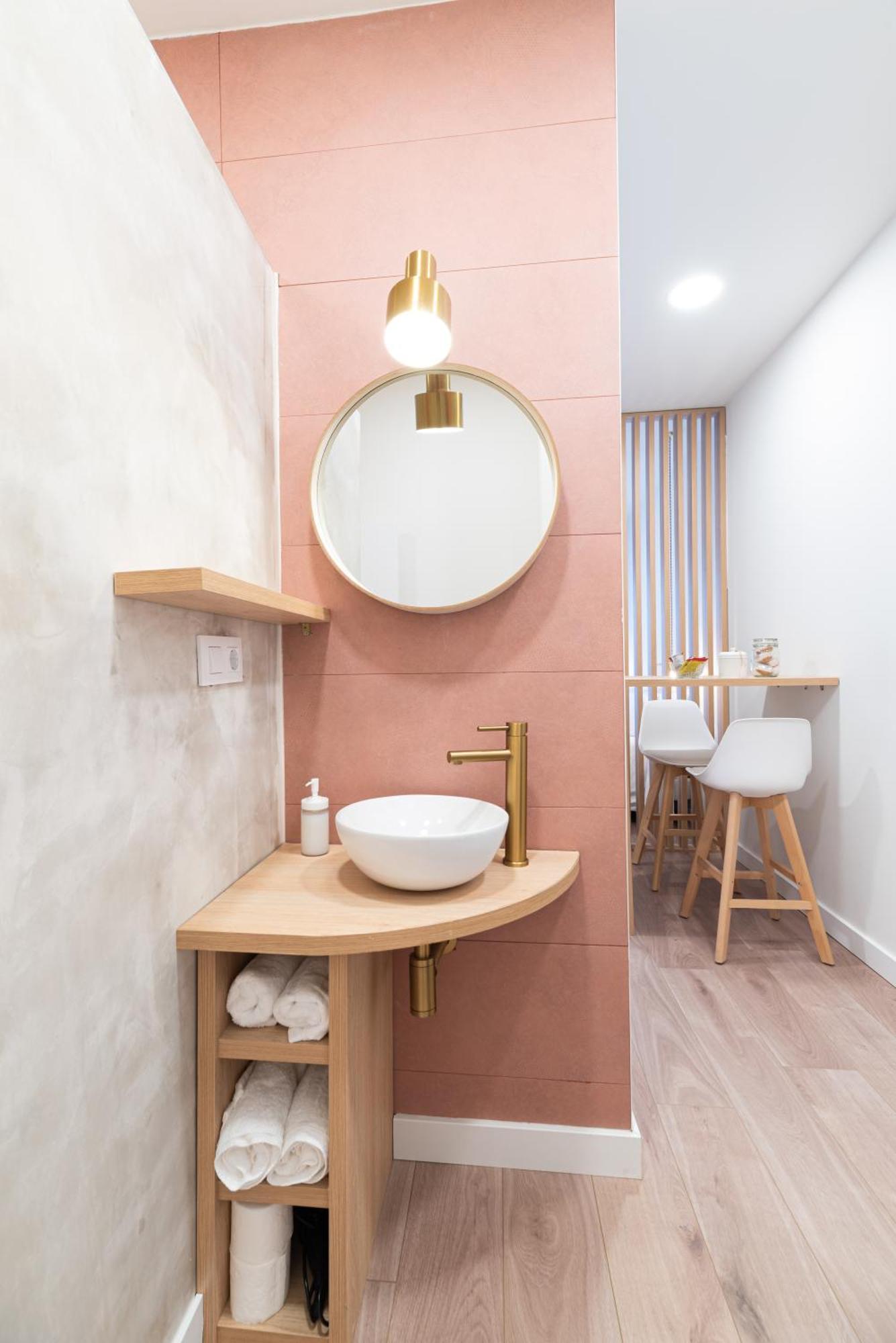 Apartamentos Turisticos Fatima, En El Centro De Vigo Luaran gambar