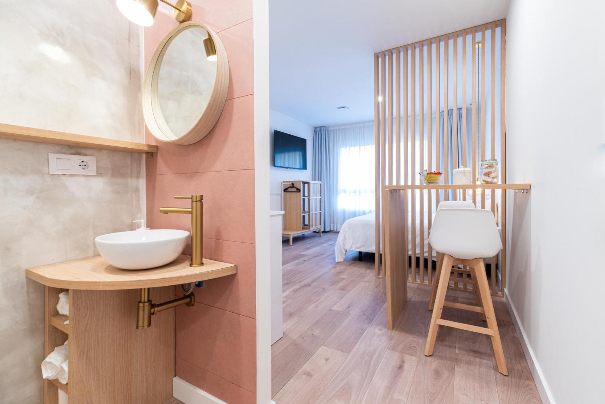 Apartamentos Turisticos Fatima, En El Centro De Vigo Luaran gambar